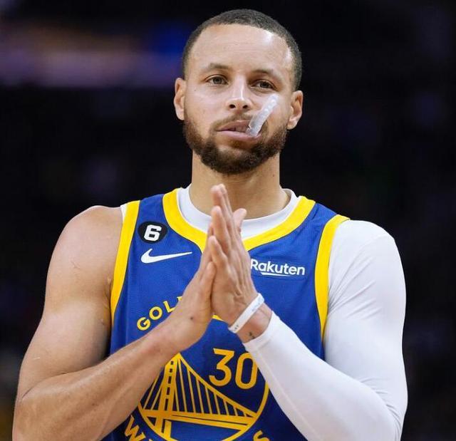 官方：由于派出违规归化球员，马来西亚三场友谊赛被判0-3负（官方：马来西亚违规启用归化球员，三场友谊赛均被判0-3）