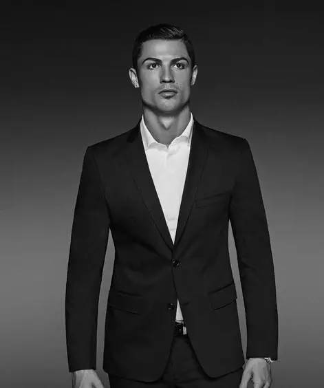 意媒：裁判协会认为米兰vs拉齐奥VAR介入错误，并将予以停职（意媒：裁判协会认定米兰战拉齐奥VAR介入失当，相关裁判将被停职）