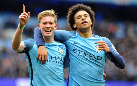 跟队记者：邓弗里斯因脚踝受伤可能缺阵至12月中旬左右（队记：邓弗里斯脚踝受伤，或缺阵至12月中旬左右）