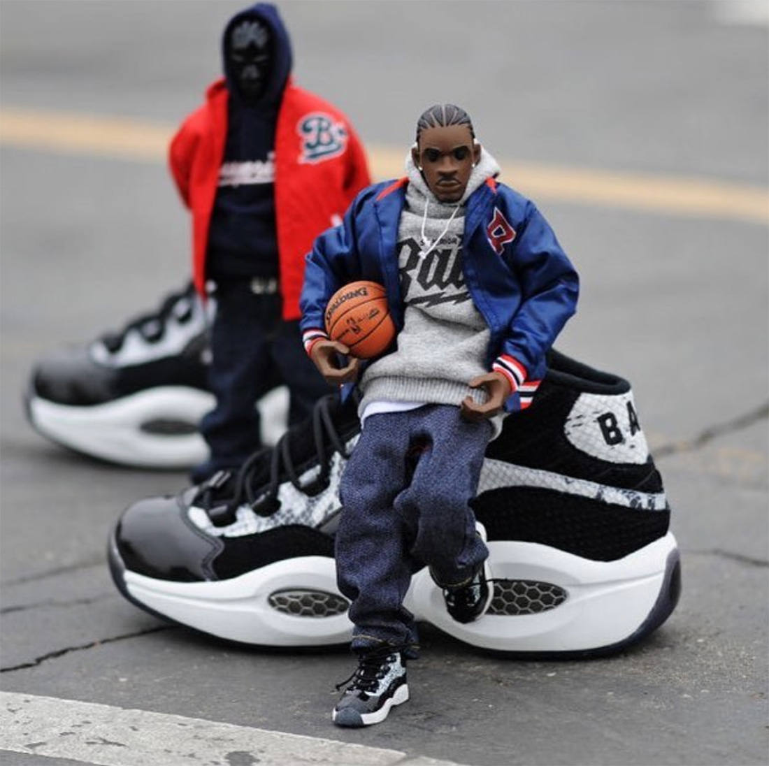 敢打敢拼！贾昊10中5拿到13分5板2助 4前场板（拼劲十足！贾昊10投5中砍下13分5篮板2助攻，抢下4个前场篮板）