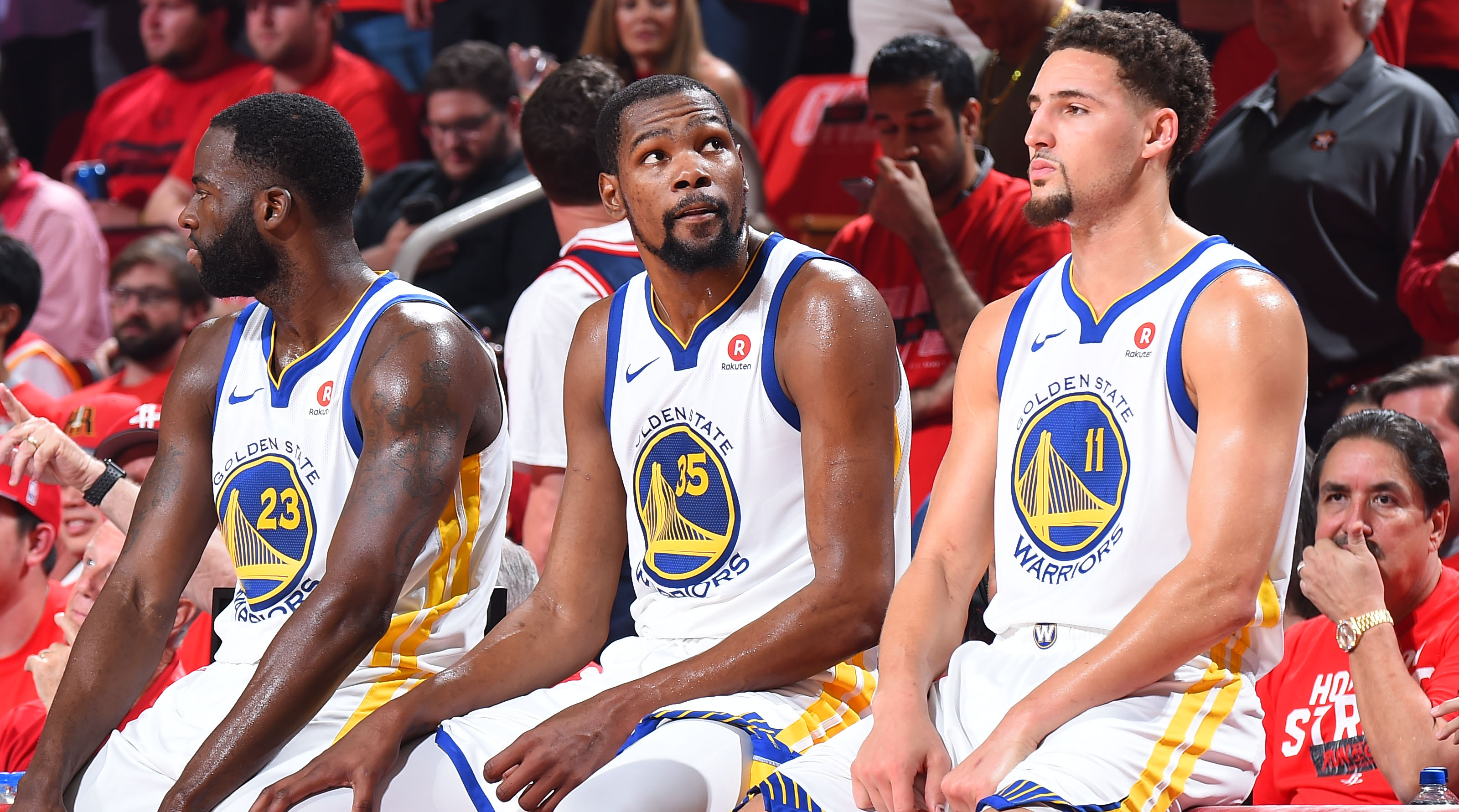 马德兴：汪士钦落选U22国足是因为此前熊猫杯染红引发舆情（马德兴称汪士钦无缘U22国足，因熊猫杯红牌引发舆论风波）