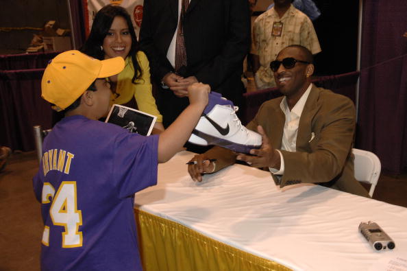 托蒂：有位球迷买年卡只为了看我，知道我不在他直接就不看了（托蒂自曝：有球迷为看我办年卡，我缺席他就不看比赛）